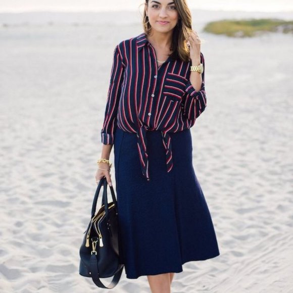 NWT CAbi Textured Tulip Skirt size 4 - Picture 5 of 7